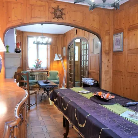 Maison Avec Patio Dans Le Centre Historique