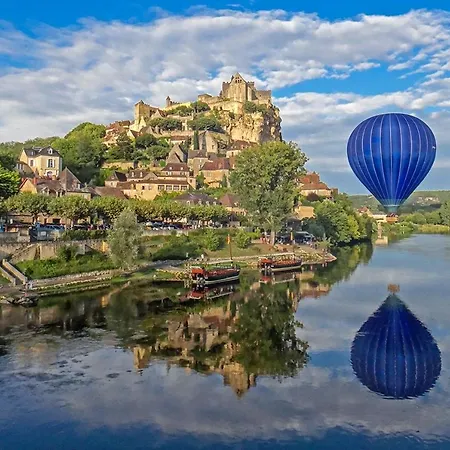 Maison Avec Patio Dans Le Centre Historique بيت للعطل