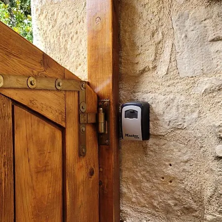 Maison Avec Patio Dans Le Centre Historique بيت للعطل *