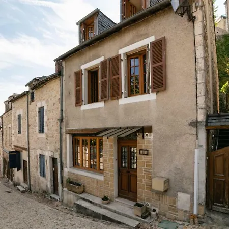 Maison Avec Patio Dans Le Centre Historique بيت للعطل *