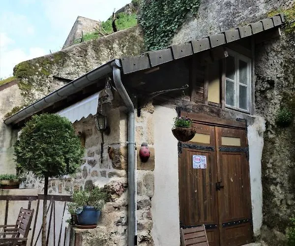 Maison Avec Patio Dans Le Centre Historique *