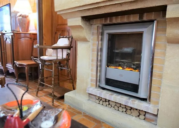 Ferienhaus Maison Avec Patio Dans Le Centre Historique Terrasson