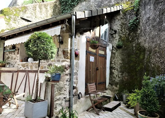 Ferienhaus Maison Avec Patio Dans Le Centre Historique