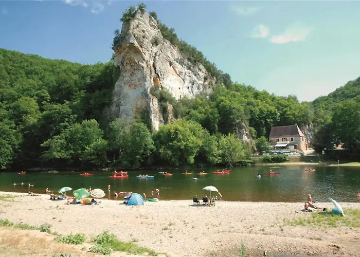 Ferienhaus Maison Avec Patio Dans Le Centre Historique Terrasson