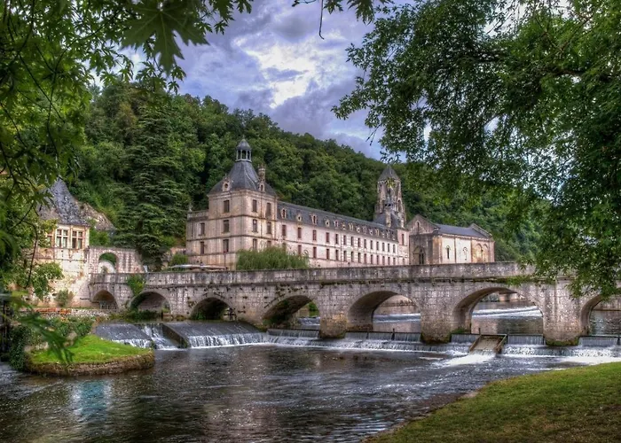 Ferienhaus Maison Avec Patio Dans Le Centre Historique *