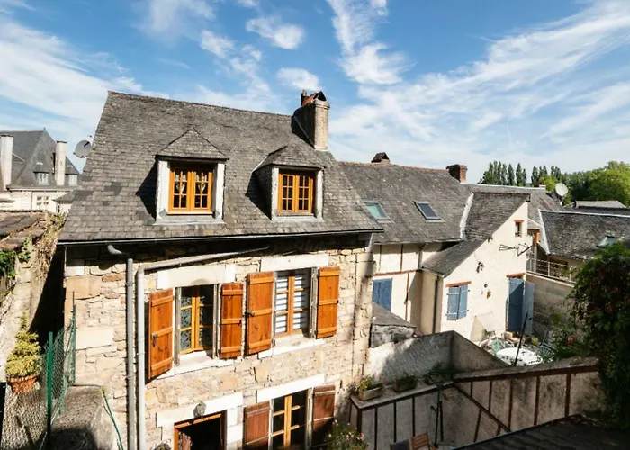 Maison Avec Patio Dans Le Centre Historique Ferienhaus *